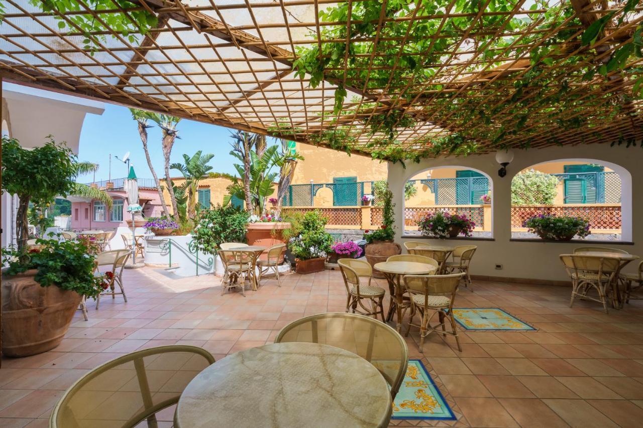 Hotel Villa Sirena - Thermae & Spa Ischia Extérieur photo